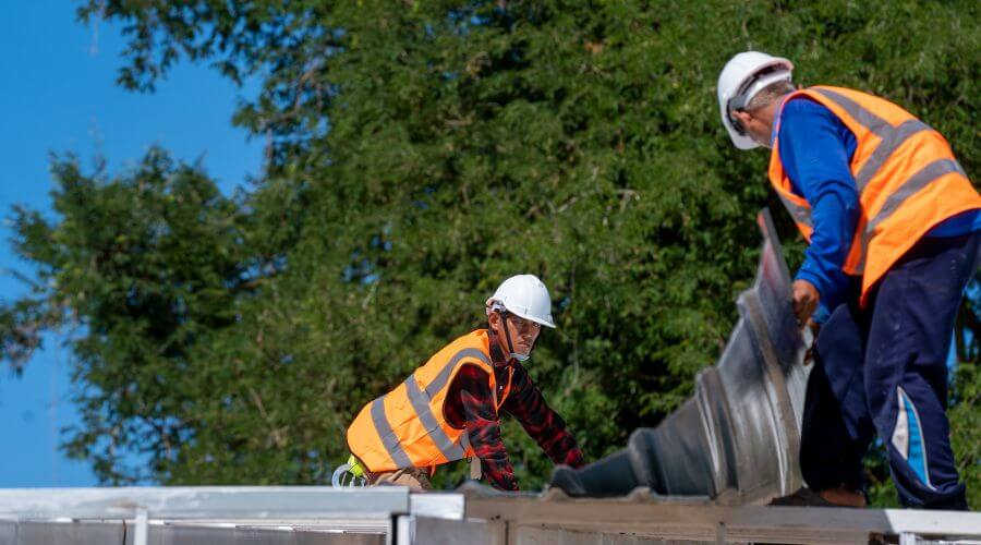 Expert Emergency Roof Repairs services in Markham, IL